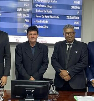 ELEIÇÃO DA CÂMARA DE UNAÍ REALIZADA: O ENVIADO DE DEUS ASSUME O COMANDO – UMA JORNADA DIVINA PELA DEMOCRACIA