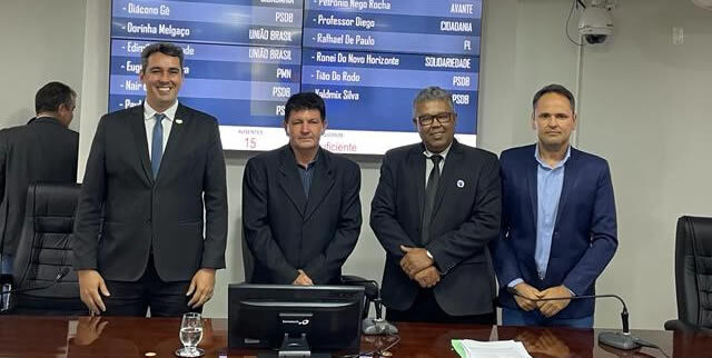 ELEIÇÃO DA CÂMARA DE UNAÍ REALIZADA: O ENVIADO DE DEUS ASSUME O COMANDO – UMA JORNADA DIVINA PELA DEMOCRACIA