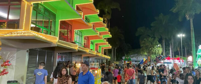 “Natal Encantado em Unaí: Uma Tradição que Só Cresce”