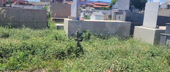 ABANDONO NO CEMITÉRIO MUNICIPAL SÃO VICENTE DE PAULO: UMA DENÚNCIA DE DESCASO