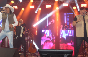 FESTA DO INHUMAS ATRAI MULTIDÕES EM SEU PRIMEIRO FINAL DE SEMANA