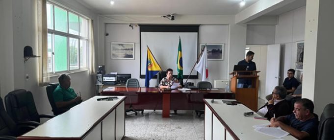 Câmara Municipal de Unaí Vive Processo de Cassação Inédito