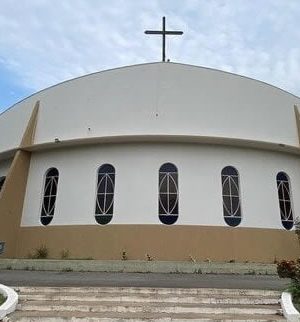 MUDANÇA REPENTINA DESAGRADA COMUNIDADE CATÓLICA DE UNAÍ