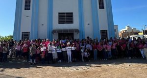 CAMINHADA DO DIA INTERNACIONAL DA MULHER MOBILIZA UNAÍ EM ATO DE CONSCIENTIZAÇÃO E REFLEXÃO