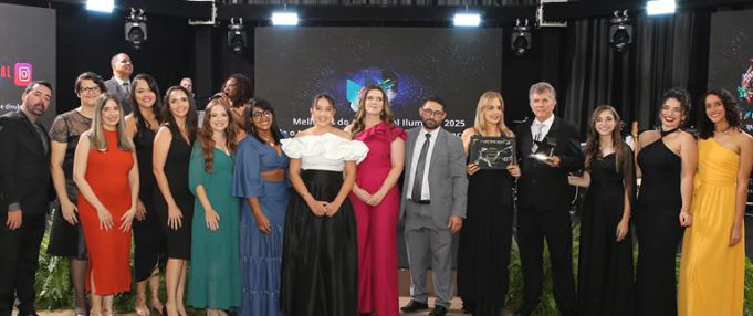 MELHORES DO ANO PORTAL ILUMINAR 2025 ARRECADA R$ 130 MIL PARA SOLIDARIEDADE E BATE RECORDE DE PARTICIPAÇÃO
