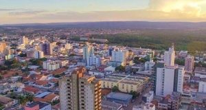 PORTAL ILUMINAR LANÇA ENQUETES COM POSSÍVEIS NOMES PARA DISPUTA A DEPUTADO FEDERAL EM UNAÍ