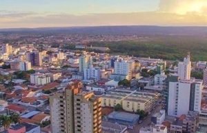 PORTAL ILUMINAR LANÇA ENQUETES COM POSSÍVEIS NOMES PARA DISPUTA A DEPUTADO FEDERAL EM UNAÍ