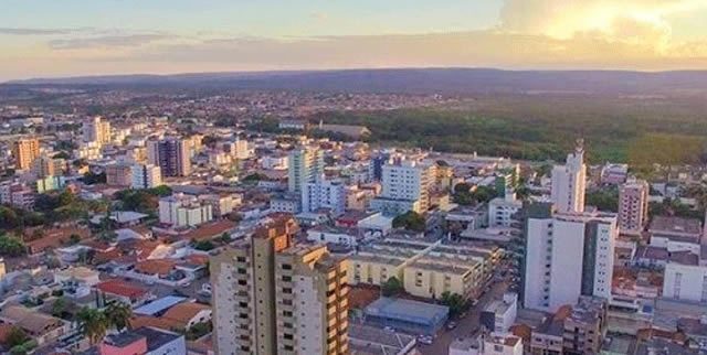 PORTAL ILUMINAR LANÇA ENQUETES COM POSSÍVEIS NOMES PARA DISPUTA A DEPUTADO FEDERAL EM UNAÍ