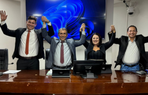 MENTE FECHADA E BOCA ABERTA — ASSIM PODEMOS TRANSCREVER A ELEIÇÃO DA CÂMARA DE UNAÍ